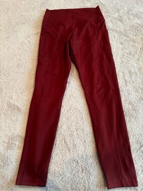 High-Rise Performance Leggings in Wine Red